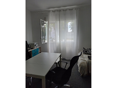 Spratna kuća, III zona, površine 280m2 na parceli od 259m2