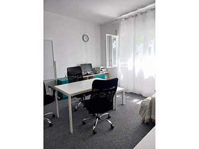 Spratna kuća, III zona, površine 280m2 na parceli od 259m2