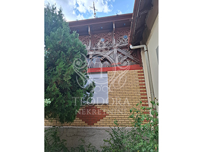 Na prodaju deo vile u površini od 127m2 na vršačkom bregu koja ima veliku istorijsku vrednost.