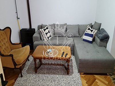 Na prodaju deo vile u površini od 127m2 na vršačkom bregu koja ima veliku istorijsku vrednost.