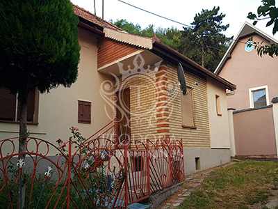 Na prodaju deo vile u površini od 127m2 na vršačkom bregu koja ima veliku istorijsku vrednost.