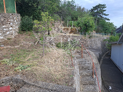 Na prodaju deo vile u površini od 127m2 na vršačkom bregu koja ima veliku istorijsku vrednost.